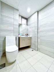 Parkview Apartments (D23), Apartment #357297871